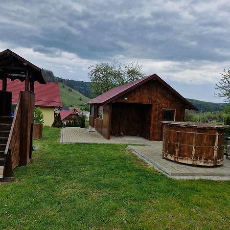 Villa Casa Paty Mînăstirea Humorului Esterno foto